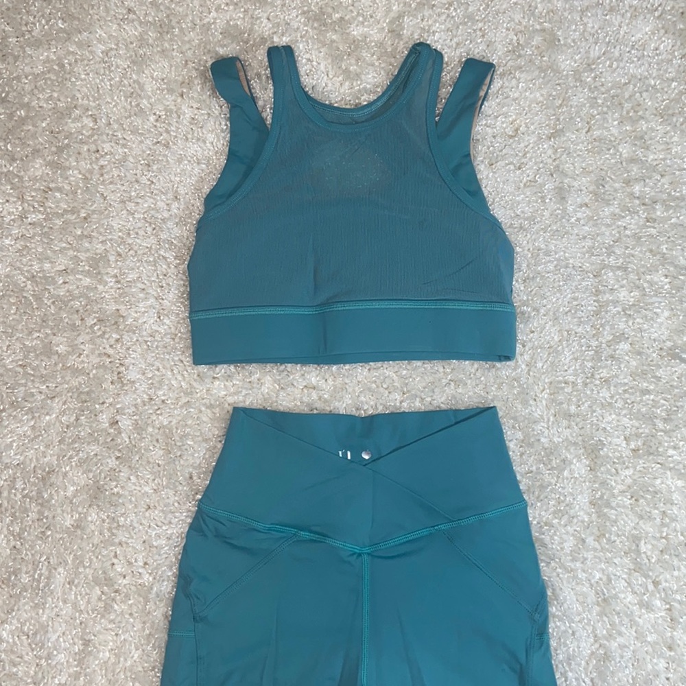 FTP leggings / sports bra